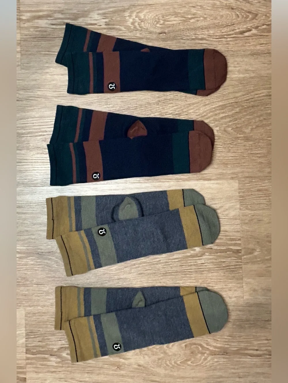 Lulu branded Men’s Striped Crew Dress Socks — Olive/Gray and Navy/Brown (2-Pack)
